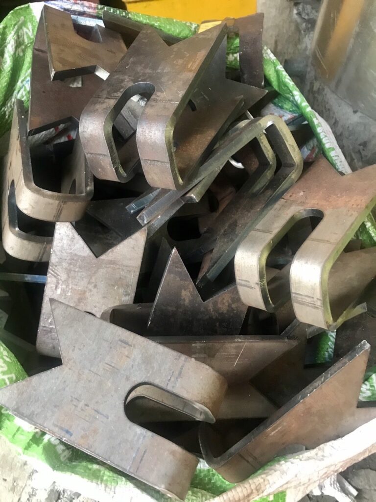 Dịch vụ gia công cơ khí chất lượng tại TPHCM 4 Gia công chấn