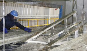 Phân biệt mạ kẽm nhúng nóng và mạ kẽm điện phân